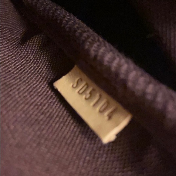 Louis Vuitton MM Monogram Favorite - Picture 7 of 14